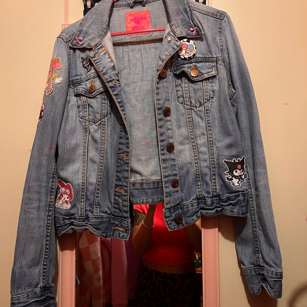 DIY Custom Kawaii Sanrio Levi’s Distressed Jean Jacket XS